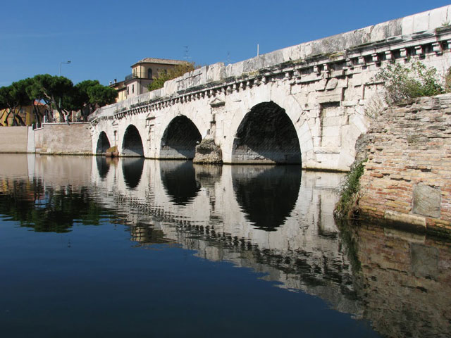 ponte di tiberio rimini