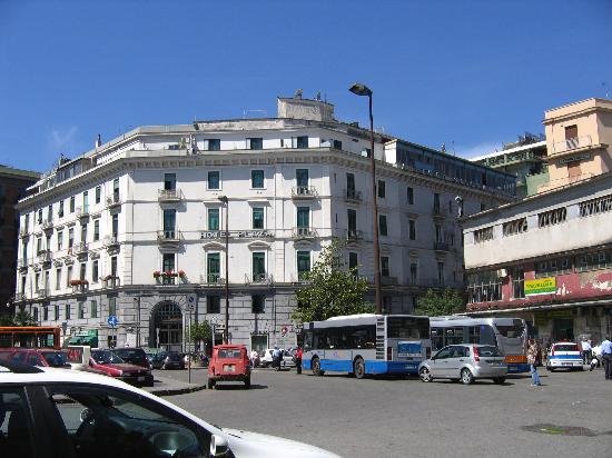 hotel plaza salerno