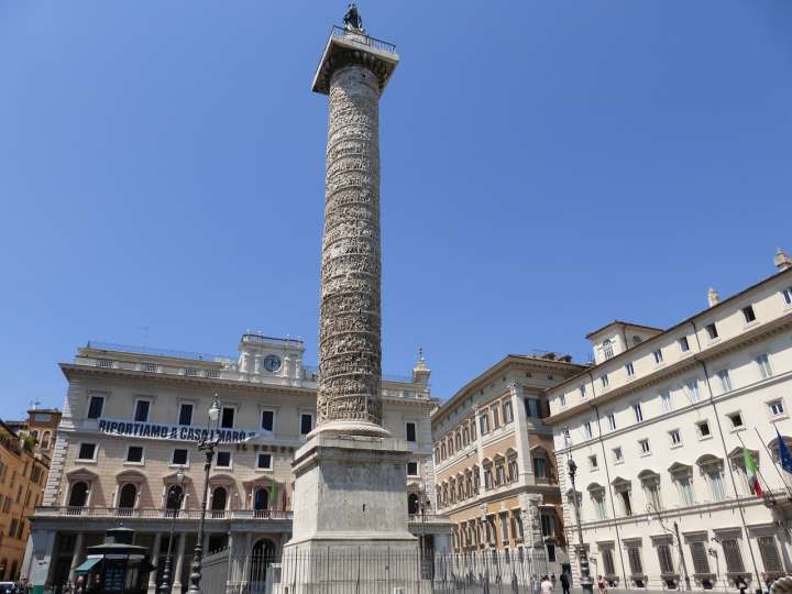 piazza colonna roma