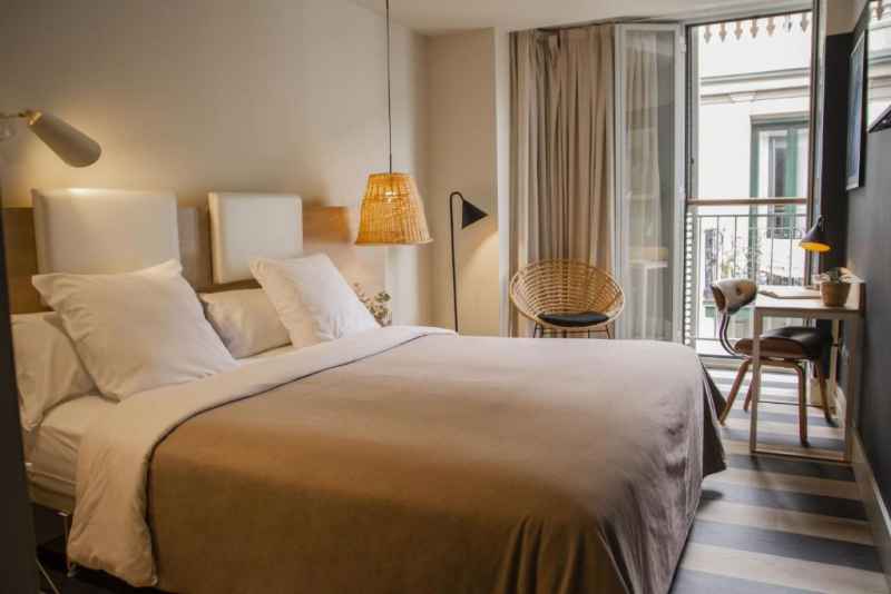 stanza hotel con vista centro storico a Bilbao