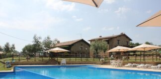 Agriturismo con piscina a Tarano, Rieti