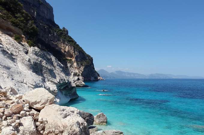 la spiaggia di cala goloritzè in sardegna